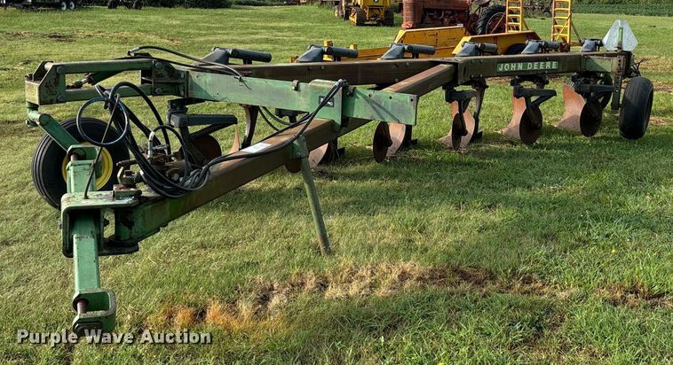 image for item EE7549 John Dree A2700 six bottom plow