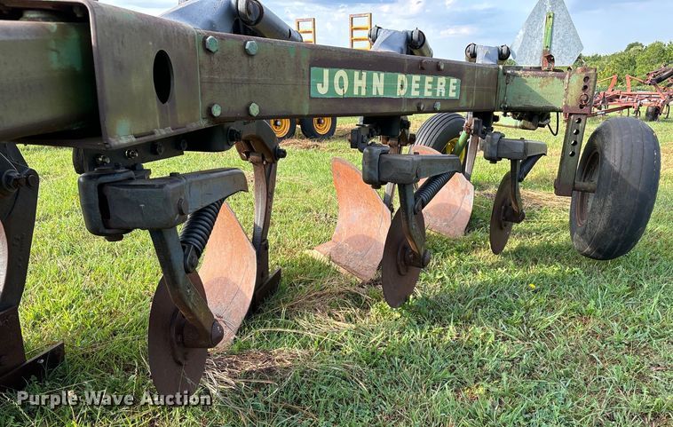 image for item EE7549 John Dree A2700 six bottom plow