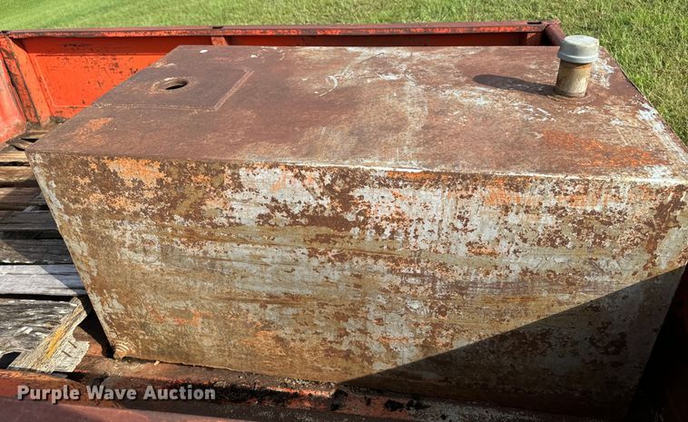 image for item EE7551 Shop built utility trailer