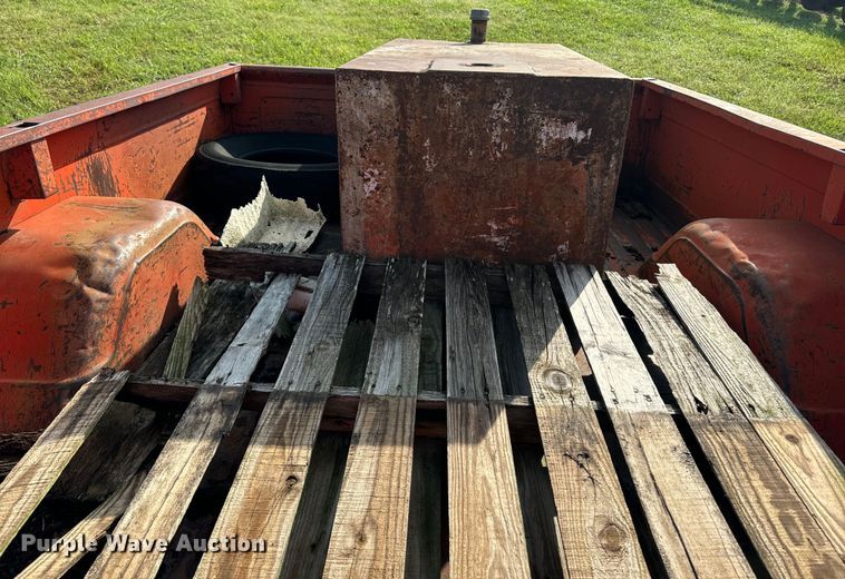 image for item EE7551 Shop built utility trailer