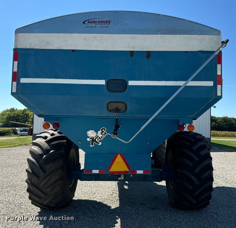 image for item EE7559 Kinze 640 grain cart