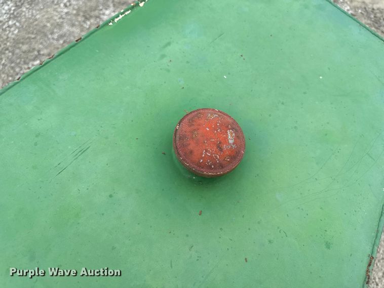 image for item EH4384 John Deere auxiliary fuel tank