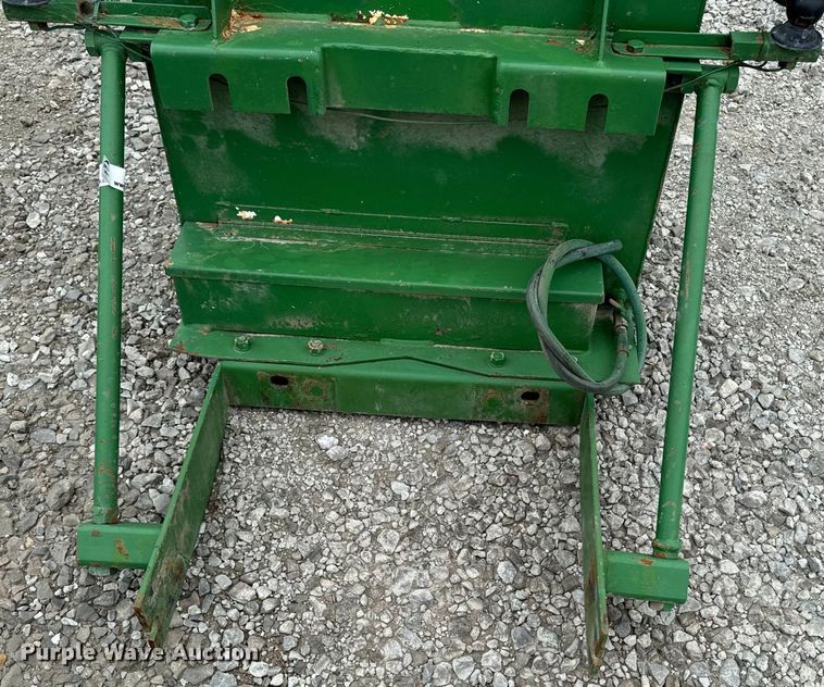 image for item EH4384 John Deere auxiliary fuel tank