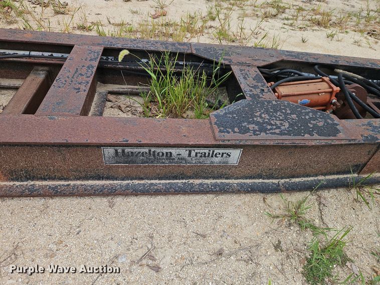 image for item EI8307 Hazelton Trailers combine trailer