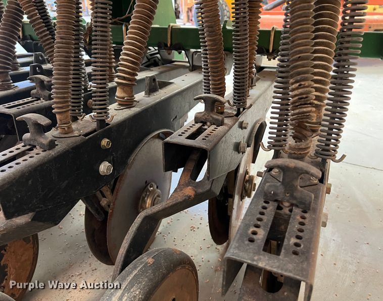 image for item EJ2949 Great Plains 3P600 grain drill