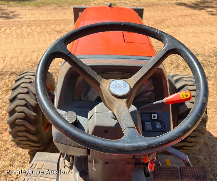 image for item EJ2951 Kubota L4630D MFWD tractor