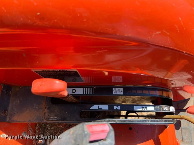 image for item EJ2951 Kubota L4630D MFWD tractor