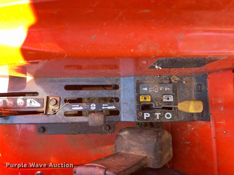image for item EJ2951 Kubota L4630D MFWD tractor