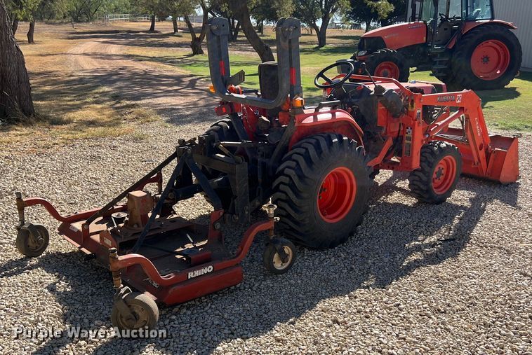 image for item EJ2952 Kubota B7800HSD MFWD tractor