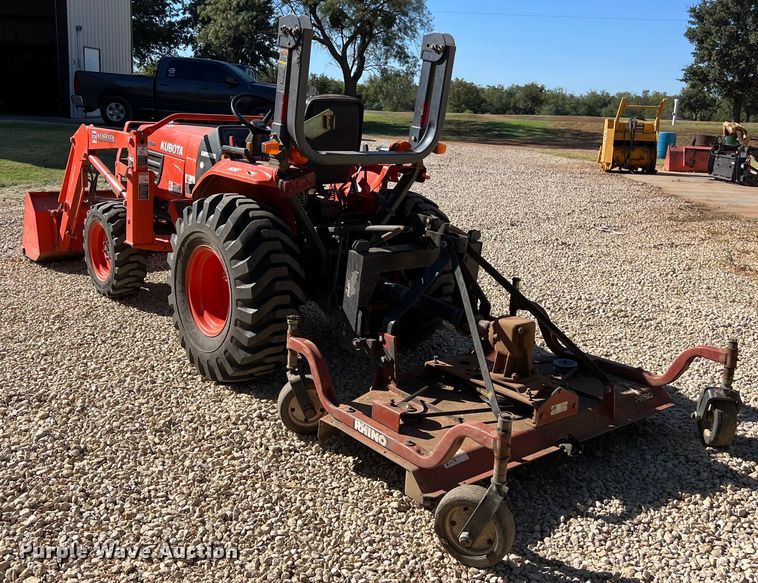 image for item EJ2952 Kubota B7800HSD MFWD tractor