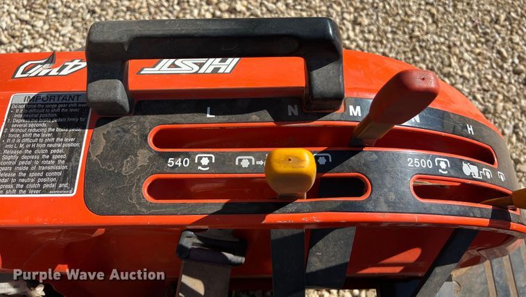 image for item EJ2952 Kubota B7800HSD MFWD tractor