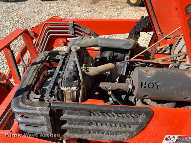 image for item EJ2952 Kubota B7800HSD MFWD tractor