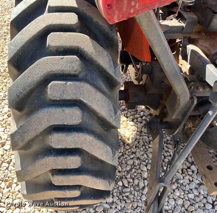 image for item EJ2952 Kubota B7800HSD MFWD tractor