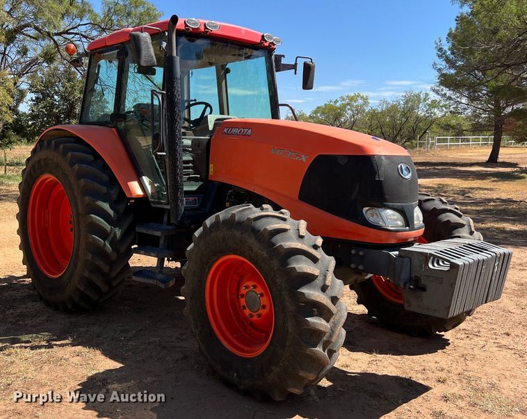 image for item EJ2955 Kubota  M135X MFWD tractor