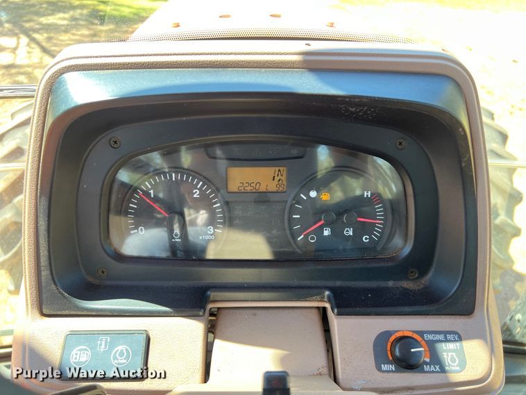 image for item EJ2955 Kubota  M135X MFWD tractor