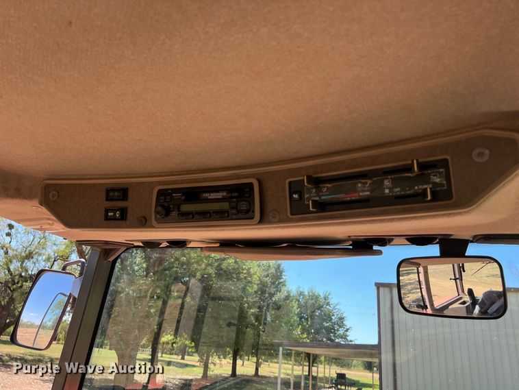 image for item EJ2955 Kubota  M135X MFWD tractor