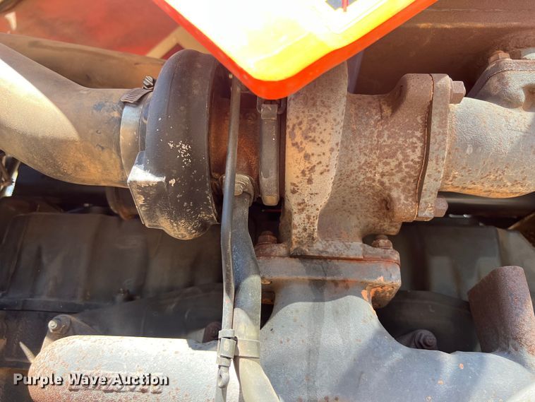 image for item EJ2955 Kubota  M135X MFWD tractor