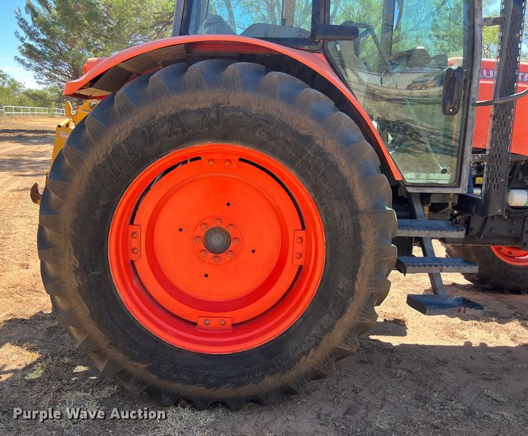 image for item EJ2955 Kubota  M135X MFWD tractor