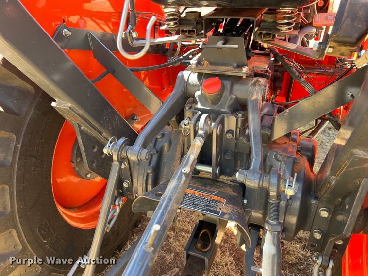 image for item EJ2956 Kubota L2501D MFWD tractor