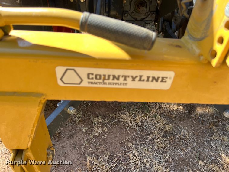 image for item EJ2956 Kubota L2501D MFWD tractor