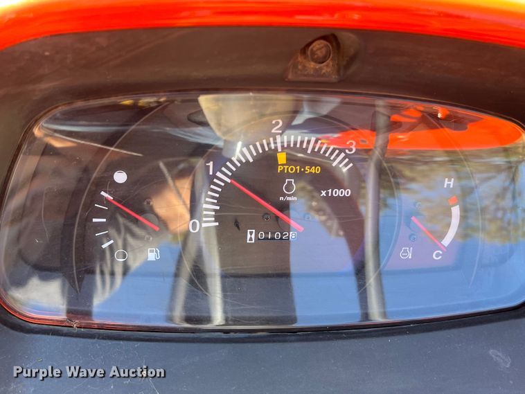 image for item EJ2956 Kubota L2501D MFWD tractor