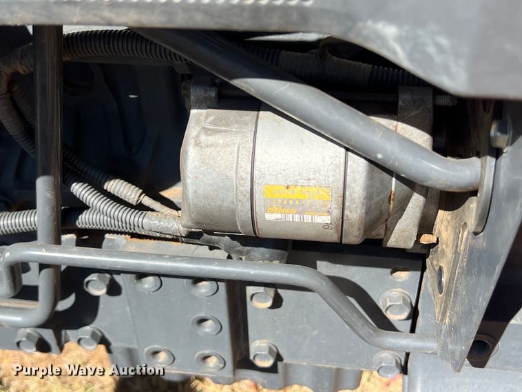 image for item EJ2956 Kubota L2501D MFWD tractor