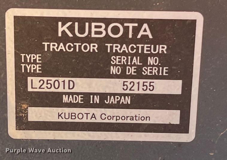 image for item EJ2956 Kubota L2501D MFWD tractor