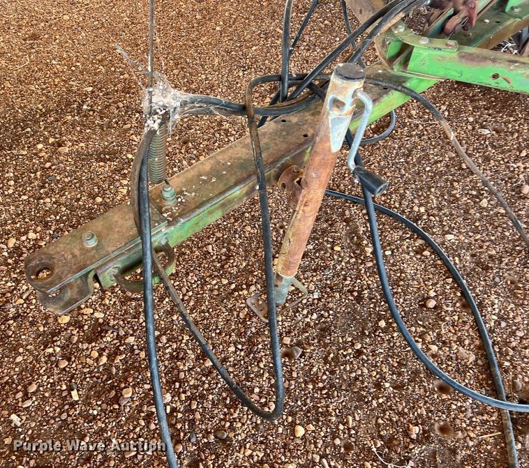 image for item EJ2962 John Deere  8300 grain drill