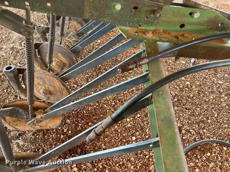 image for item EJ2962 John Deere  8300 grain drill