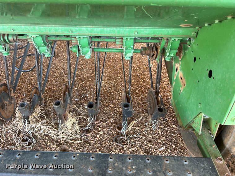 image for item EJ2962 John Deere  8300 grain drill