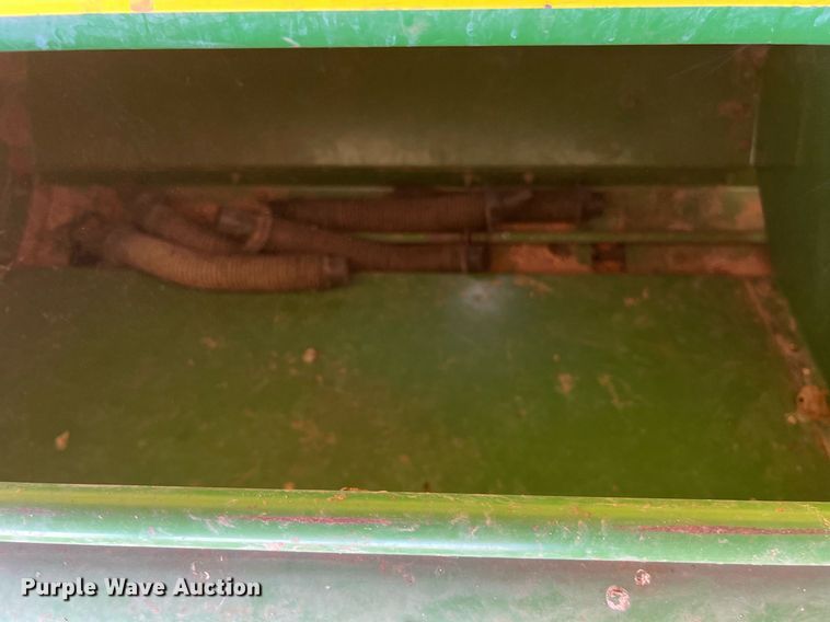 image for item EJ2962 John Deere  8300 grain drill