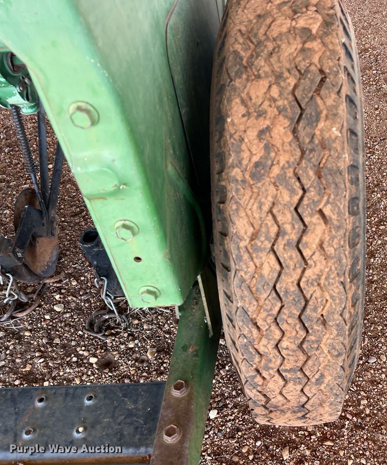 image for item EJ2962 John Deere  8300 grain drill