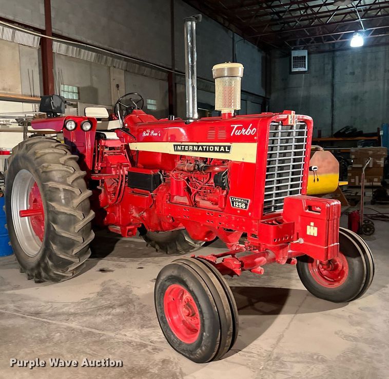 image for item EJ2968 1968 International Harvester Farmall 1256 tractor