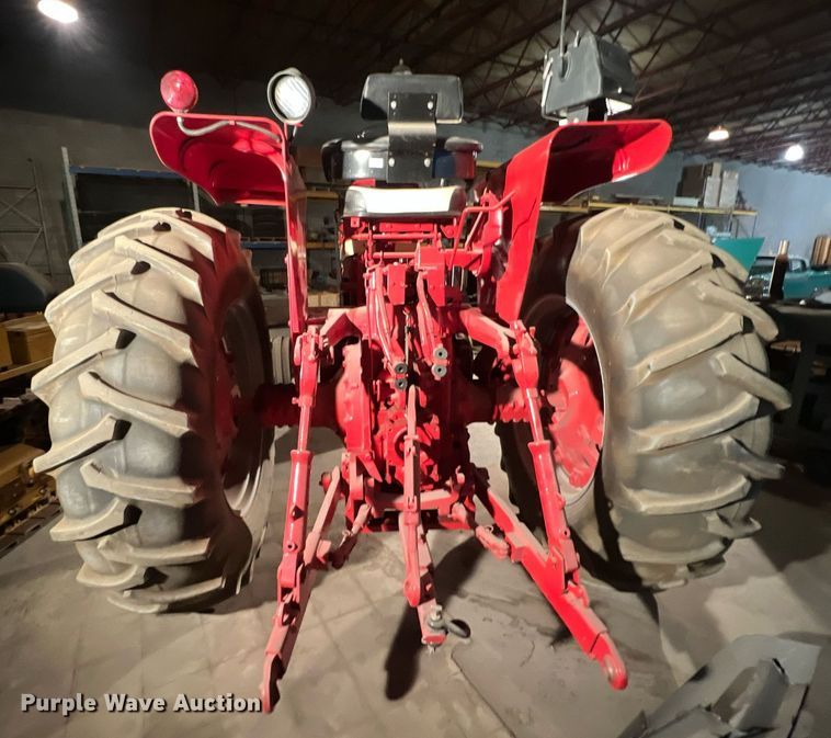 image for item EJ2968 1968 International Harvester Farmall 1256 tractor