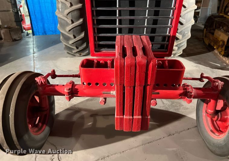 image for item EJ2968 1968 International Harvester Farmall 1256 tractor