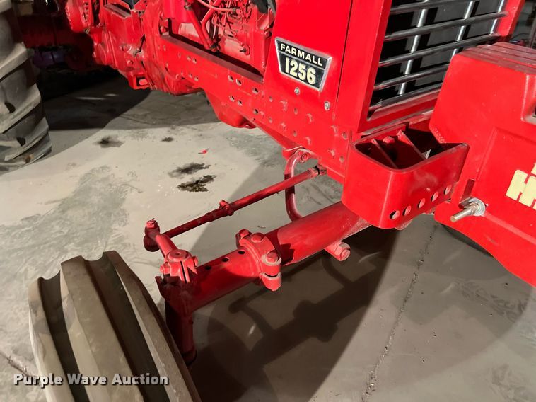 image for item EJ2968 1968 International Harvester Farmall 1256 tractor