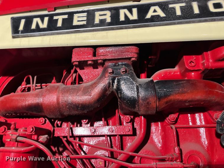 image for item EJ2968 1968 International Harvester Farmall 1256 tractor