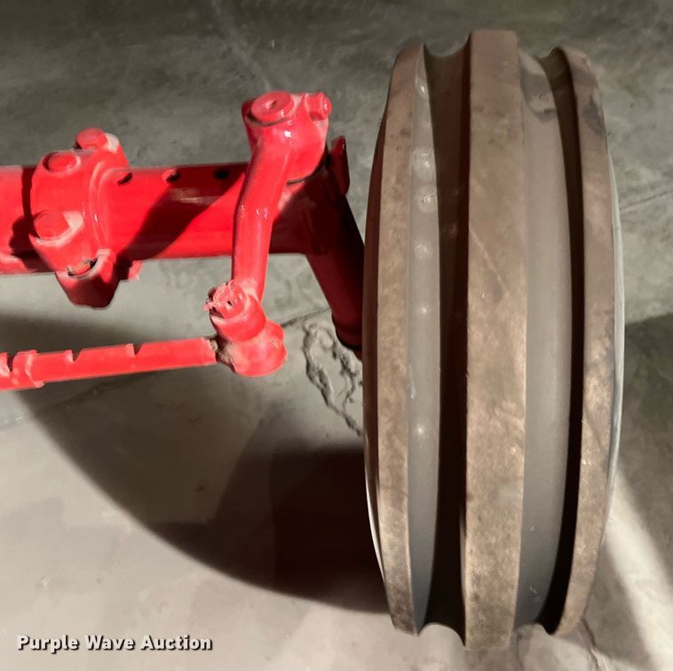 image for item EJ2968 1968 International Harvester Farmall 1256 tractor