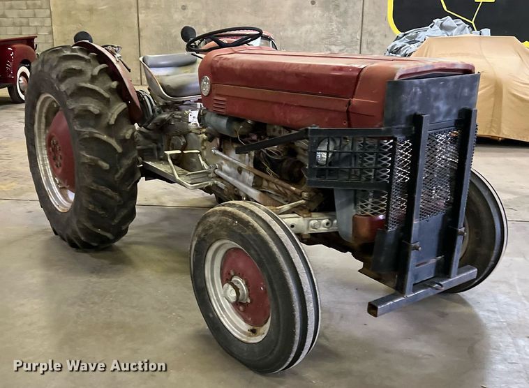 image for item EJ2970 Massey Ferguson 135 tractor