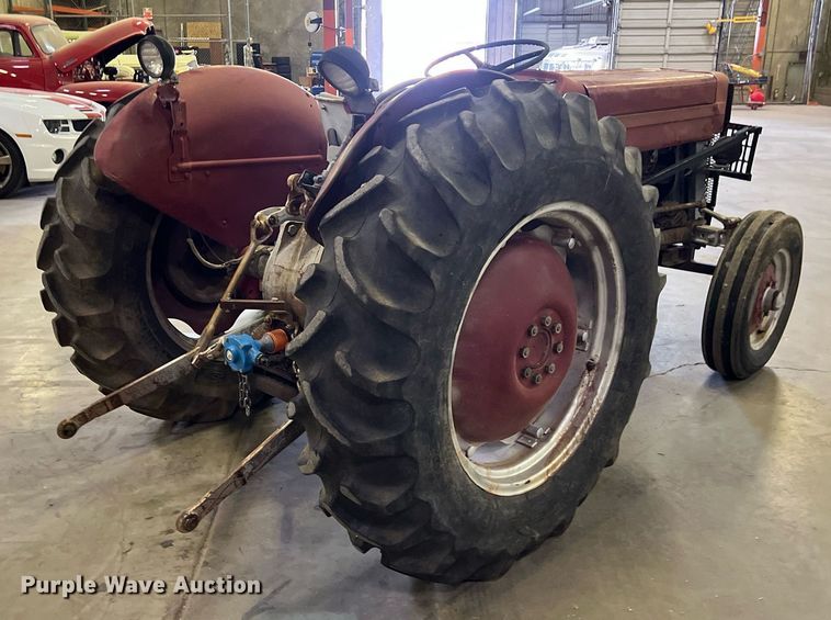 image for item EJ2970 Massey Ferguson 135 tractor