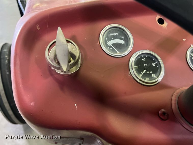 image for item EJ2970 Massey Ferguson 135 tractor