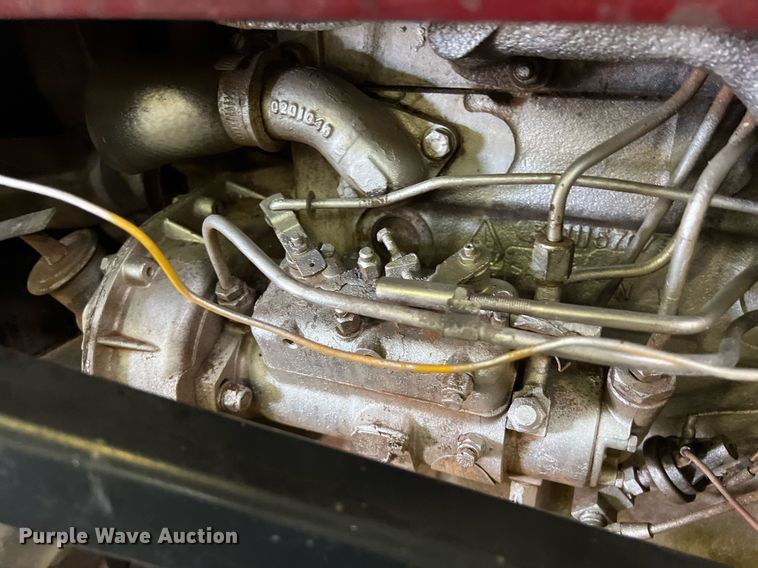 image for item EJ2970 Massey Ferguson 135 tractor