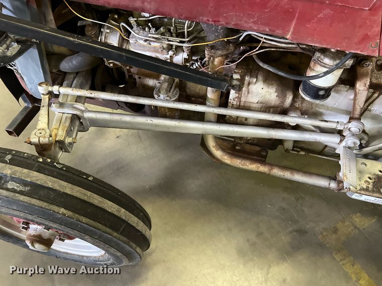 image for item EJ2970 Massey Ferguson 135 tractor