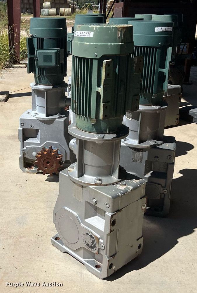 image for item EJ2975 (40) electric motors 