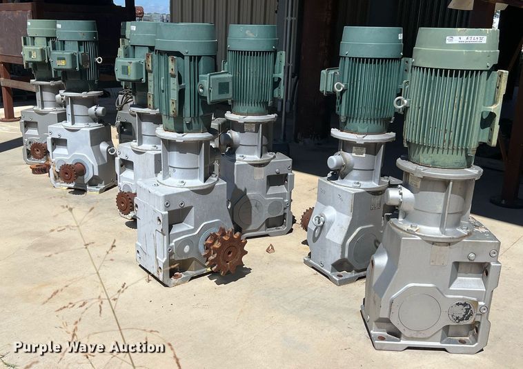 image for item EJ2975 (40) electric motors 