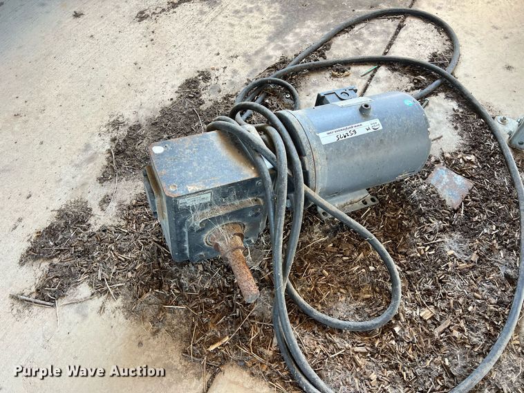 image for item EJ2975 (40) electric motors 