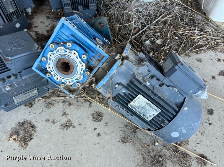 image for item EJ2975 (40) electric motors 