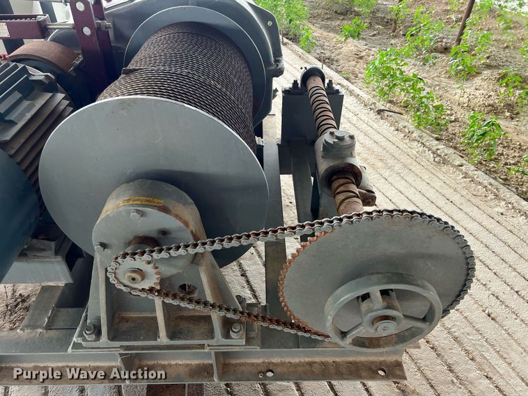 image for item EJ2979 (6) sled winches