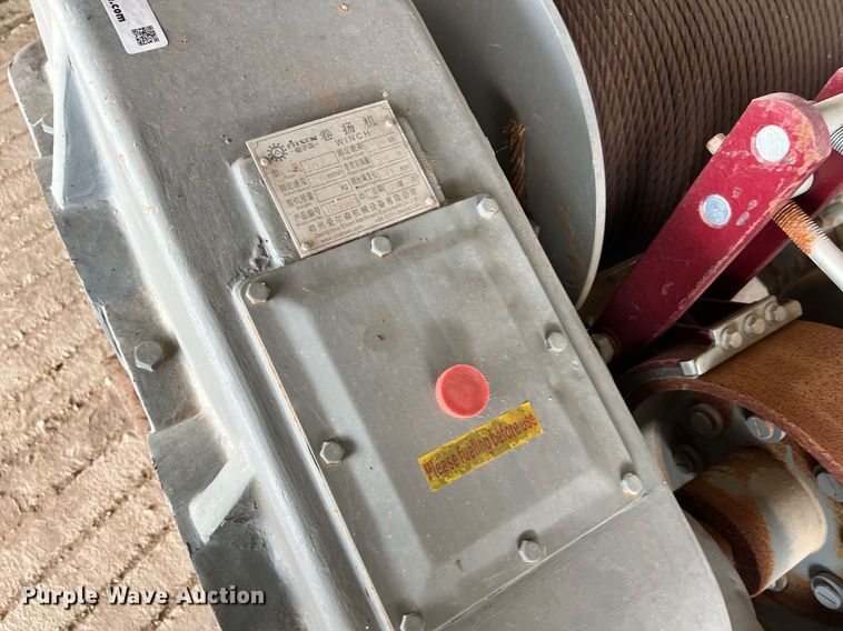 image for item EJ2979 (6) sled winches