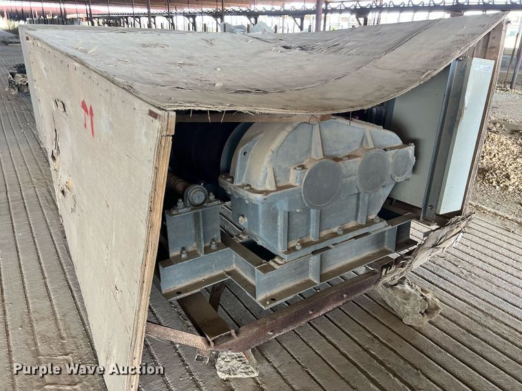 image for item EJ2979 (6) sled winches